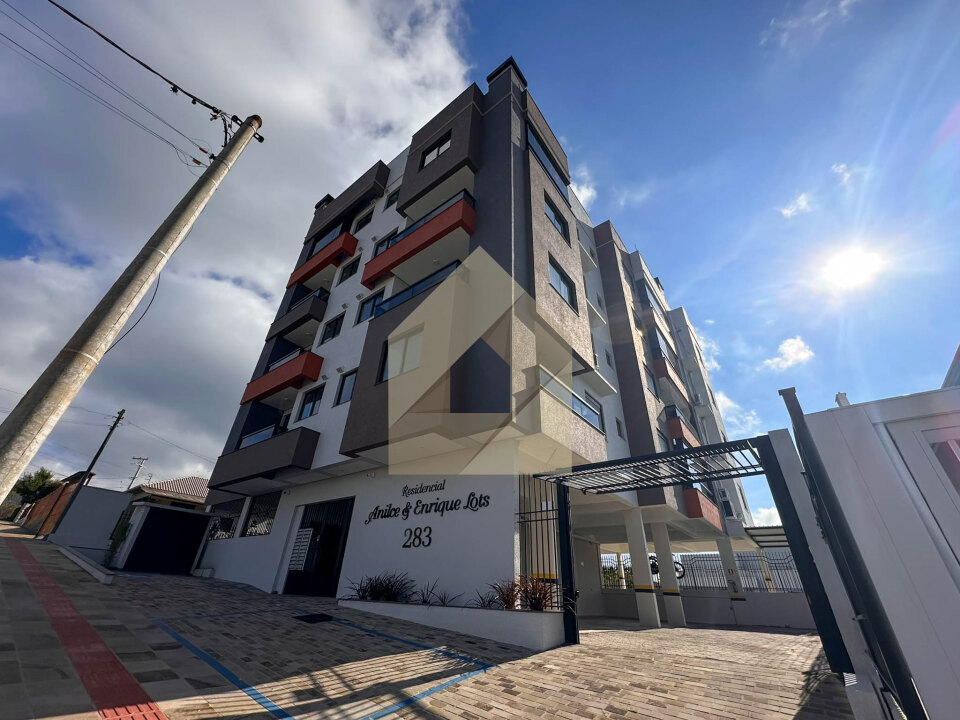 Residencial & Enrique e Anilce Lots
